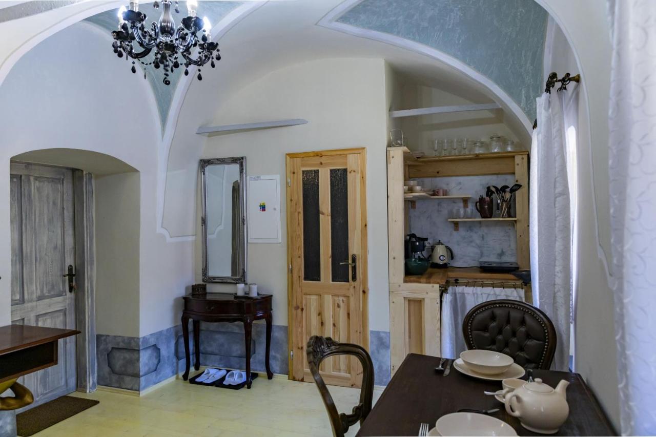 Apartman Charlotte V Dome So Studnou Na Streche Banská Štiavnica 外观 照片